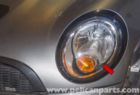 MINI Cooper R56 Headlight Replacement 